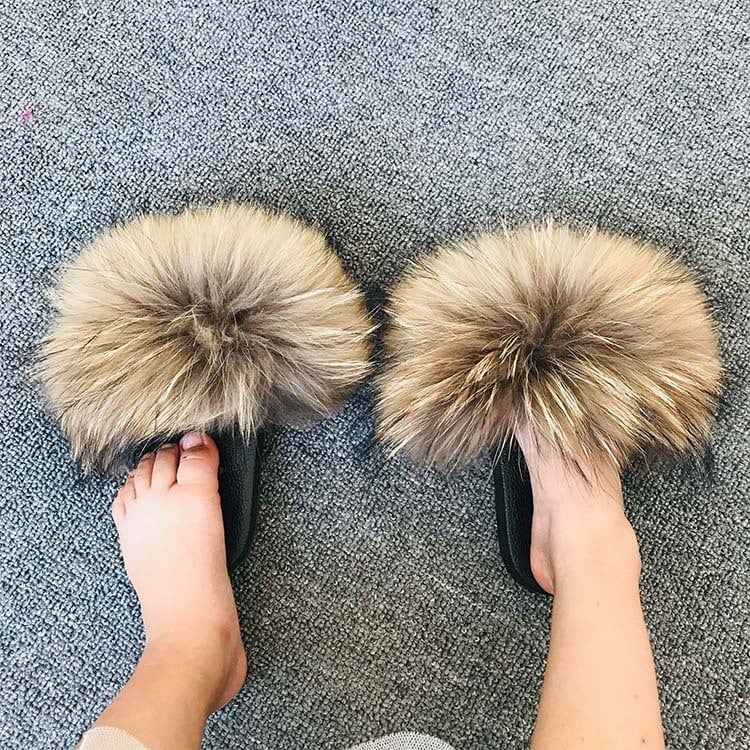 Casual Fur Sandals for Summer Wear Slippers