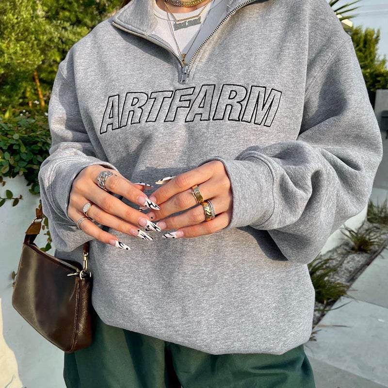 American Street Alphabet Mid-Length Pullover Sweatshirt